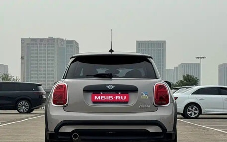 MINI Hatch, 2021 год, 1 800 000 рублей, 5 фотография