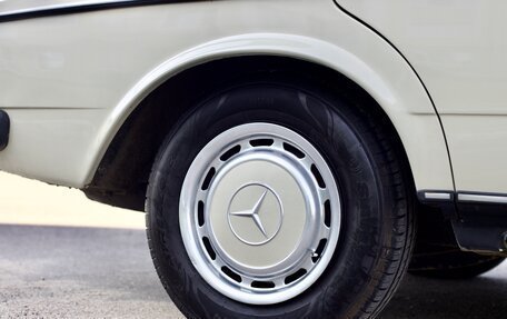 Mercedes-Benz W123, 1983 год, 1 500 000 рублей, 14 фотография