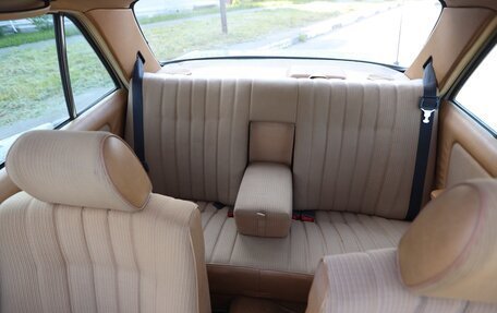 Mercedes-Benz W123, 1983 год, 1 500 000 рублей, 20 фотография