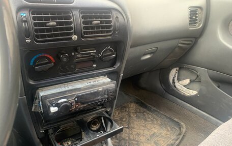 Mitsubishi Lancer VII, 1995 год, 135 000 рублей, 7 фотография