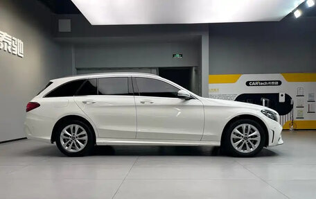 Mercedes-Benz C-Класс, 2021 год, 2 150 000 рублей, 4 фотография