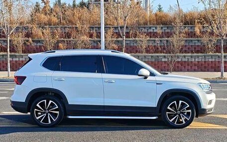 Volkswagen Tharu, 2021 год, 2 359 000 рублей, 2 фотография