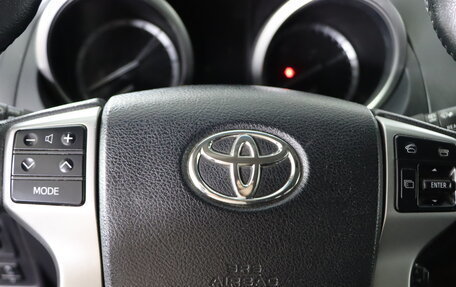 Toyota Land Cruiser Prado 150 рестайлинг 2, 2017 год, 3 849 990 рублей, 11 фотография