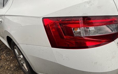 Skoda Superb III рестайлинг, 2019 год, 1 700 000 рублей, 7 фотография