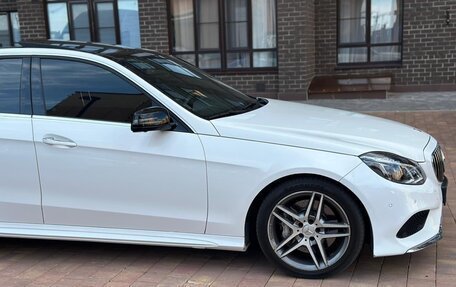 Mercedes-Benz E-Класс, 2013 год, 1 700 000 рублей, 2 фотография