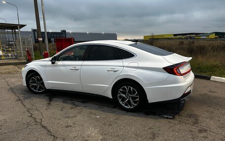 Hyundai Sonata VIII, 2021 год, 2 320 000 рублей, 5 фотография