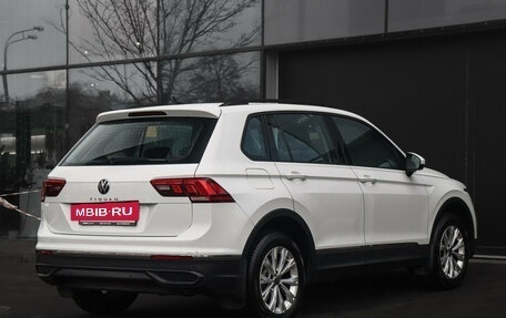 Volkswagen Tiguan II, 2021 год, 3 250 000 рублей, 5 фотография