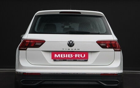 Volkswagen Tiguan II, 2021 год, 3 250 000 рублей, 6 фотография