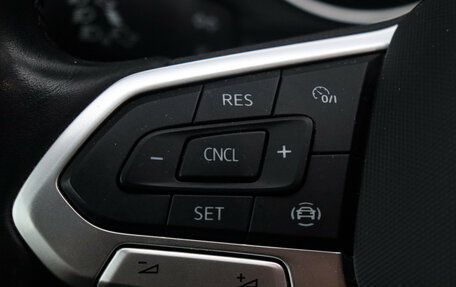 Volkswagen Tiguan II, 2021 год, 3 250 000 рублей, 17 фотография