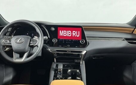 Lexus RX IV рестайлинг, 2025 год, 7 850 000 рублей, 15 фотография