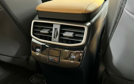 Lexus RX IV рестайлинг, 2025 год, 7 850 000 рублей, 28 фотография