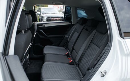 Volkswagen Tiguan II, 2019 год, 2 499 000 рублей, 9 фотография