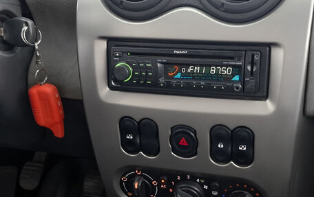 Renault Sandero I, 2013 год, 476 000 рублей, 17 фотография