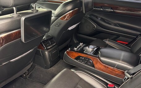 Genesis G90 I рестайлинг, 2017 год, 2 650 000 рублей, 4 фотография