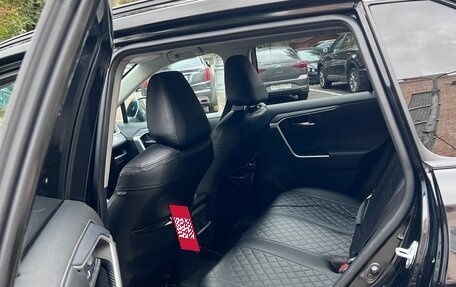 Toyota RAV4, 2021 год, 3 400 000 рублей, 13 фотография