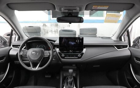 Toyota Corolla, 2025 год, 2 000 000 рублей, 9 фотография