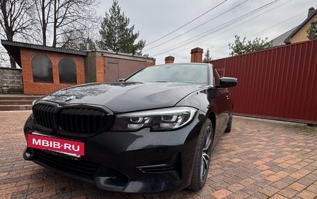 BMW 3 серия, 2021 год, 3 990 000 рублей, 3 фотография