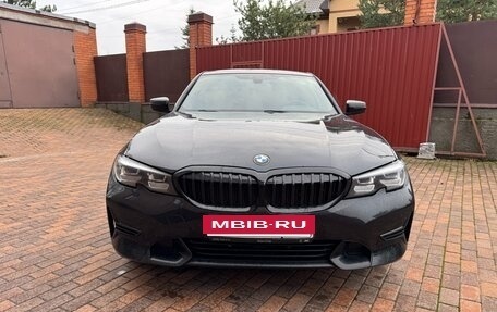 BMW 3 серия, 2021 год, 3 990 000 рублей, 2 фотография