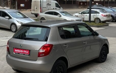 Skoda Fabia II, 2010 год, 325 000 рублей, 5 фотография