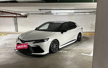 Toyota Camry, 2022 год, 4 500 000 рублей, 3 фотография