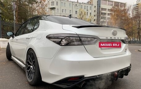 Toyota Camry, 2022 год, 4 500 000 рублей, 17 фотография