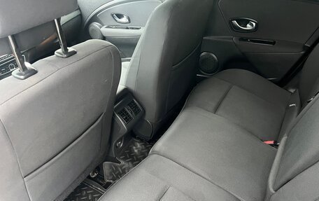 Renault Megane III, 2011 год, 765 000 рублей, 14 фотография