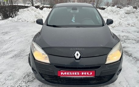 Renault Megane III, 2011 год, 765 000 рублей, 2 фотография