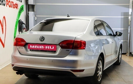 Volkswagen Jetta VI, 2013 год, 1 049 000 рублей, 4 фотография