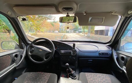 Chevrolet Niva I рестайлинг, 2006 год, 320 000 рублей, 6 фотография