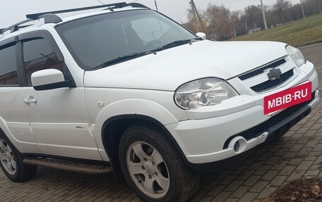 Chevrolet Niva I рестайлинг, 2012 год, 550 000 рублей, 8 фотография