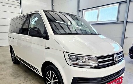 Volkswagen Multivan T6 рестайлинг, 2019 год, 3 010 000 рублей, 4 фотография