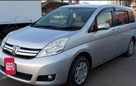 Toyota ISis I, 2012 год, 1 299 000 рублей, 6 фотография