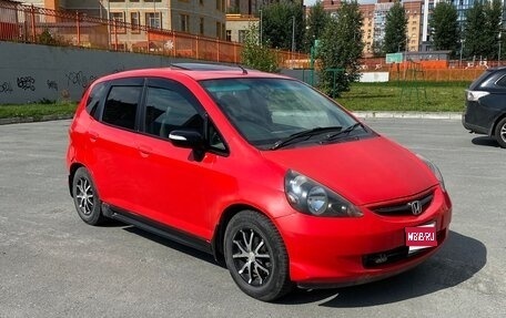 Honda Fit III, 2001 год, 380 000 рублей, 1 фотография