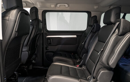 Opel Zafira Life I, 2021 год, 4 115 000 рублей, 18 фотография