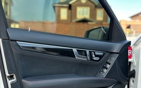 Mercedes-Benz C-Класс, 2013 год, 2 000 000 рублей, 14 фотография