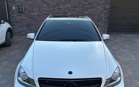 Mercedes-Benz C-Класс, 2013 год, 2 000 000 рублей, 37 фотография