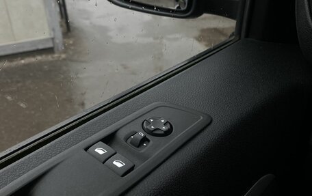 Peugeot Traveller I, 2020 год, 3 099 000 рублей, 15 фотография