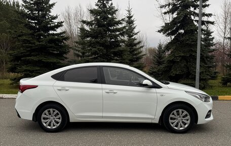 Hyundai Solaris II рестайлинг, 2018 год, 1 250 000 рублей, 5 фотография