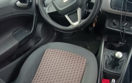 SEAT Ibiza IV рестайлинг 2, 2009 год, 505 000 рублей, 12 фотография