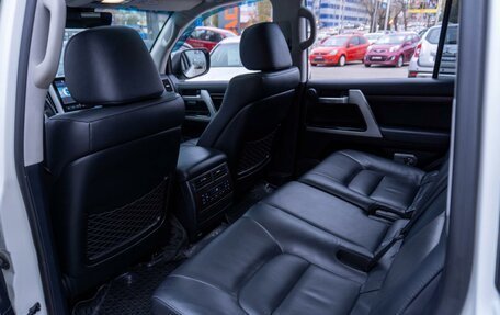 Toyota Land Cruiser 200, 2018 год, 7 290 000 рублей, 13 фотография