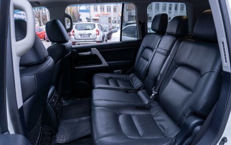 Toyota Land Cruiser 200, 2018 год, 7 290 000 рублей, 11 фотография