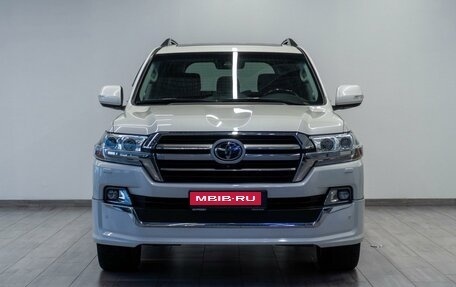 Toyota Land Cruiser 200, 2018 год, 7 290 000 рублей, 3 фотография