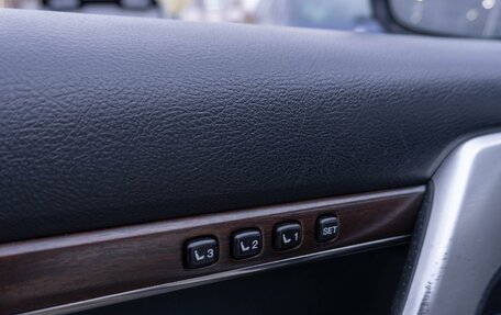 Toyota Land Cruiser 200, 2018 год, 7 290 000 рублей, 26 фотография