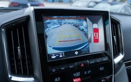 Toyota Land Cruiser 200, 2018 год, 7 290 000 рублей, 20 фотография