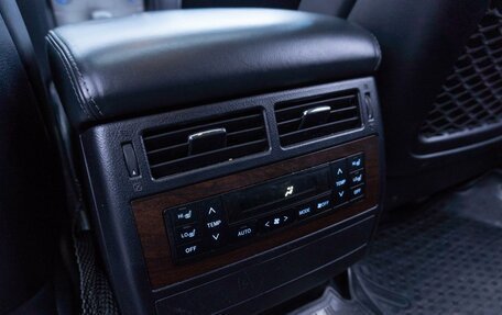 Toyota Land Cruiser 200, 2018 год, 7 290 000 рублей, 30 фотография