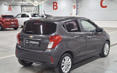 Chevrolet Spark IV, 2016 год, 1 000 000 рублей, 5 фотография