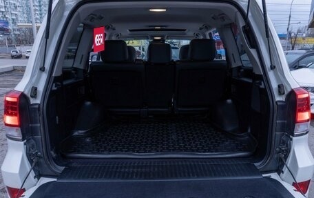 Toyota Land Cruiser 200, 2018 год, 7 290 000 рублей, 32 фотография