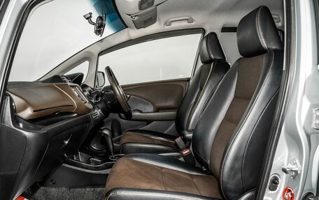 Honda Fit Shuttle I рестайлинг, 2012 год, 900 000 рублей, 6 фотография