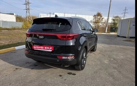 KIA Sportage IV рестайлинг, 2018 год, 2 049 000 рублей, 3 фотография