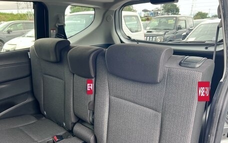 Toyota Sienta II, 2021 год, 1 900 000 рублей, 7 фотография